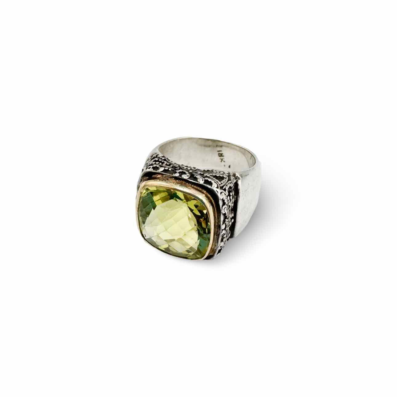 18K white gold & peridot ring