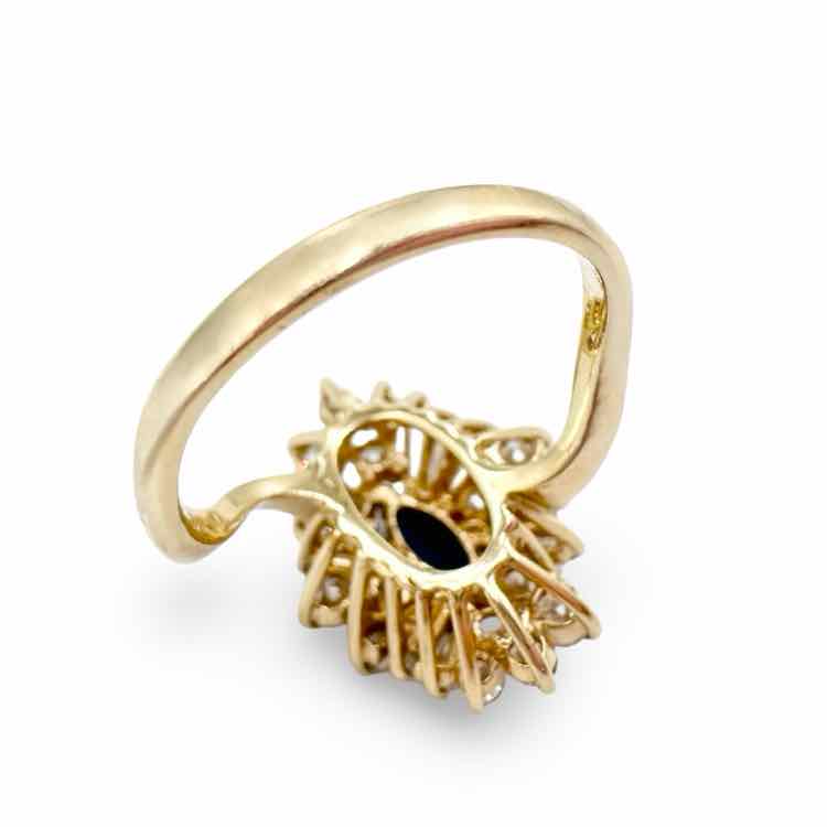 14K ring w/sapphire and diamonds
