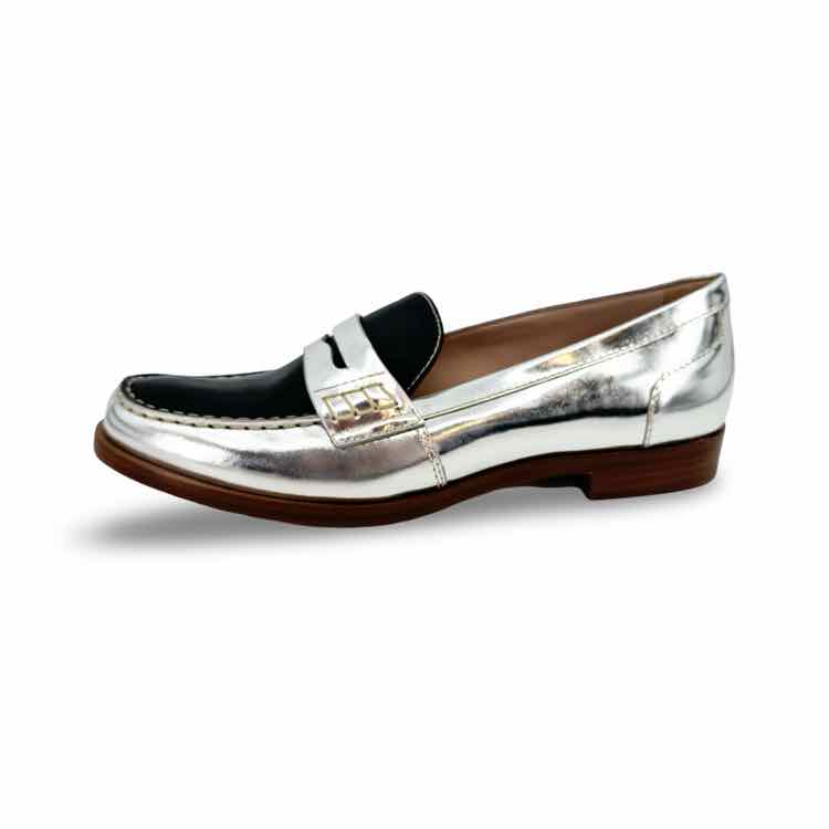 Miu Miu Loafer
