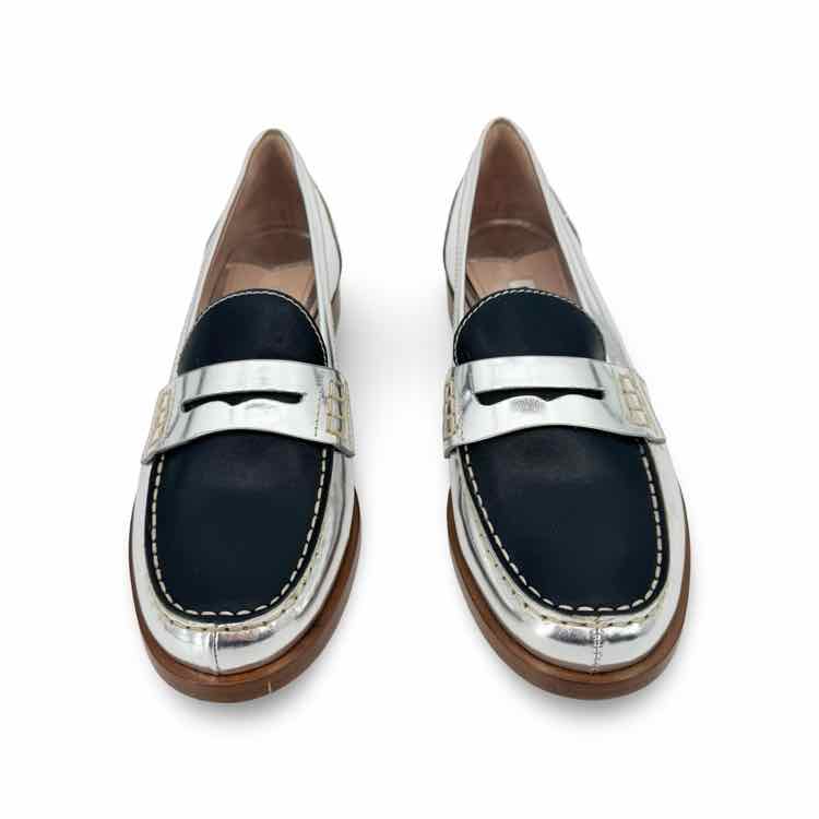 Miu Miu Loafer
