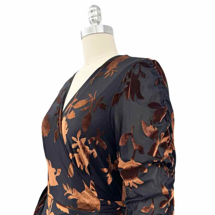 Hutch Dress
