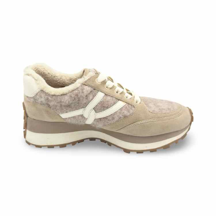 Veronica Beard Shoe
