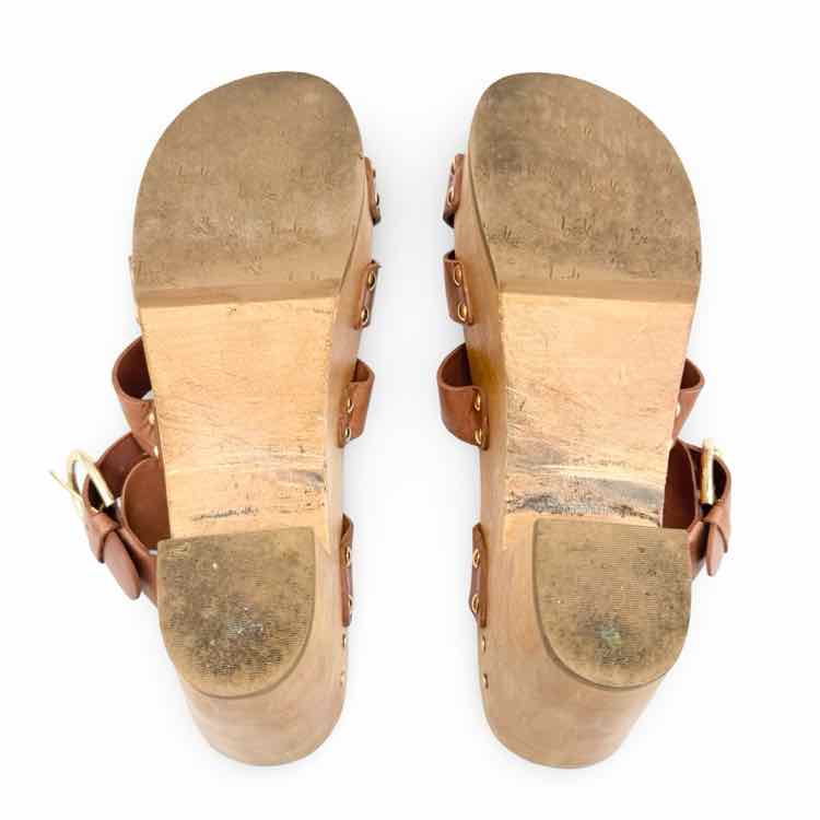 Beek Shoe
