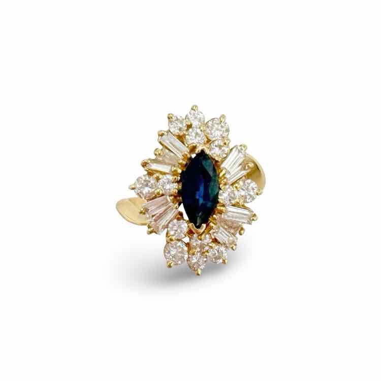 14K ring w/sapphire and diamonds
