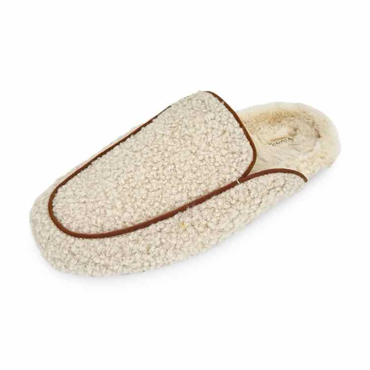 Vionic Cream Slippers
