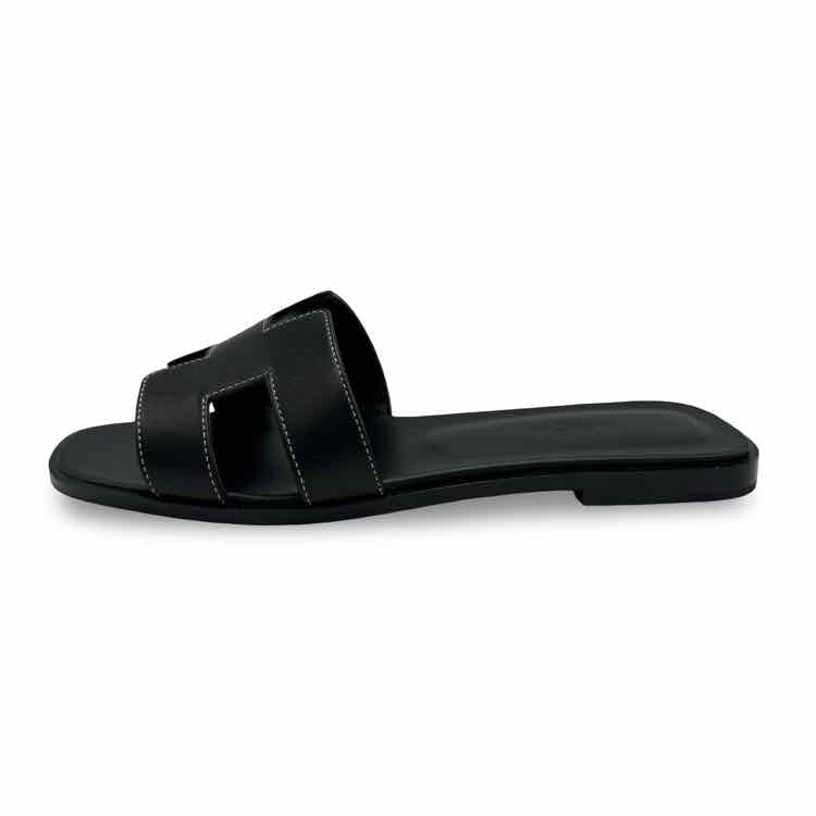 Hermes Shoe
