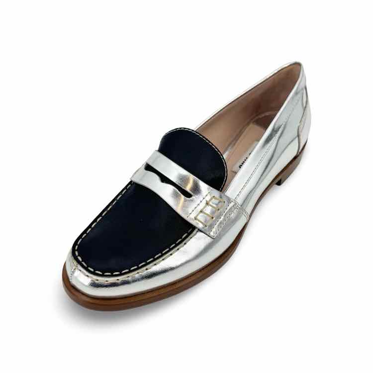 Miu Miu Loafer
