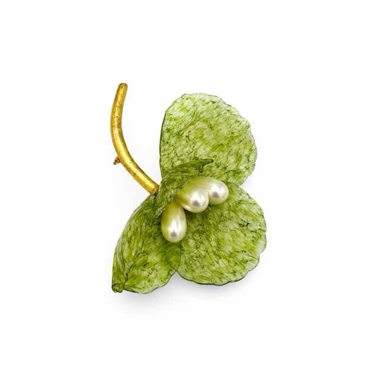 Fabrice Vintage Green Resin Flower Brooch w/faux pearls
