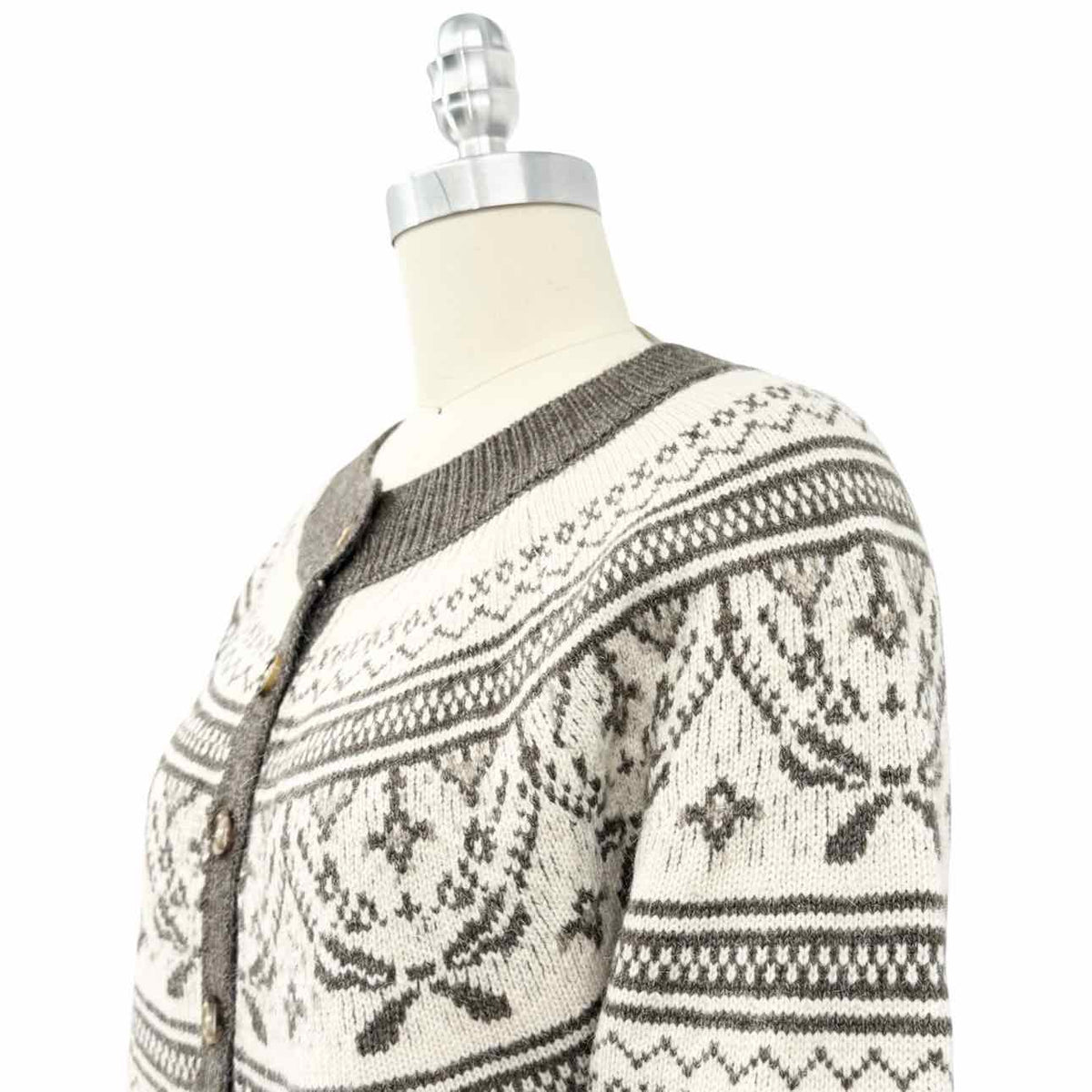 Heartloom Sweater - Double Exposure Boutique
