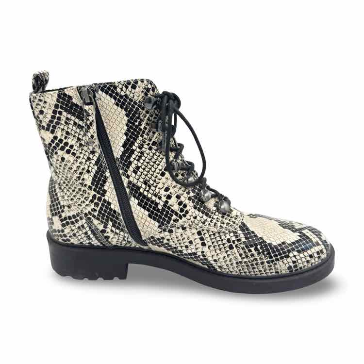 Linea Paolo Boot - Double Exposure Boutique

