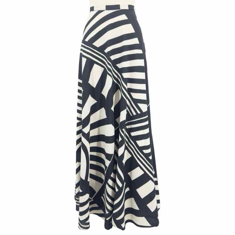 Louis Feraud Skirt - Double Exposure Boutique
