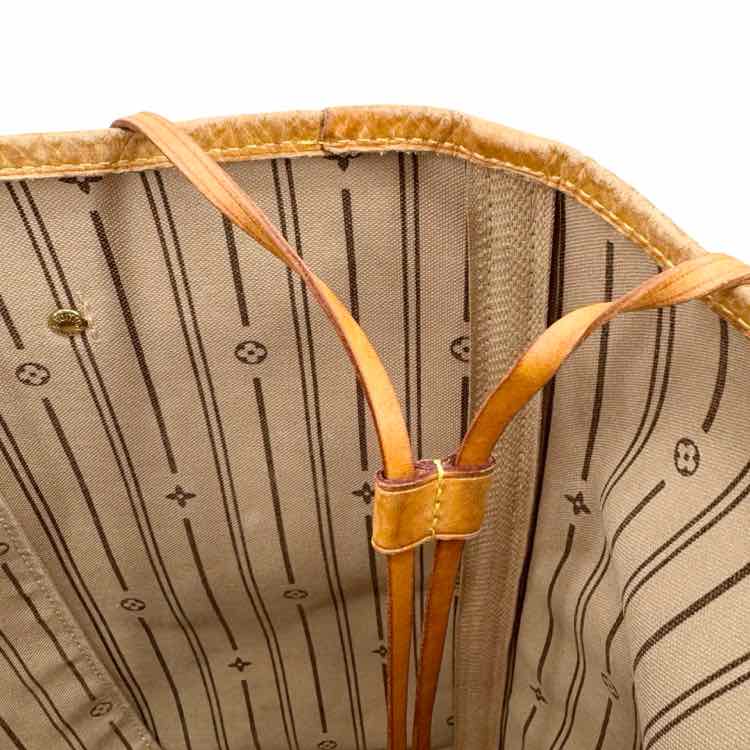 Louis Vuitton Handbag - Double Exposure Boutique
